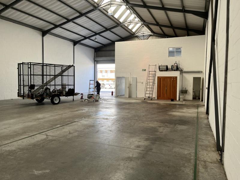 To Let commercial Property for Rent in Montague Gardens Western Cape